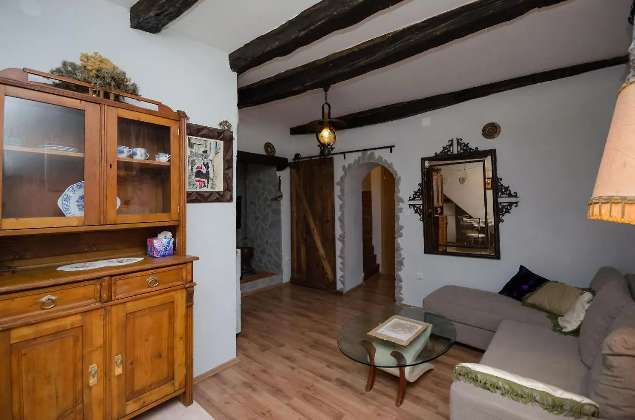 Under Ancient Roofs Vrbnik Apartment